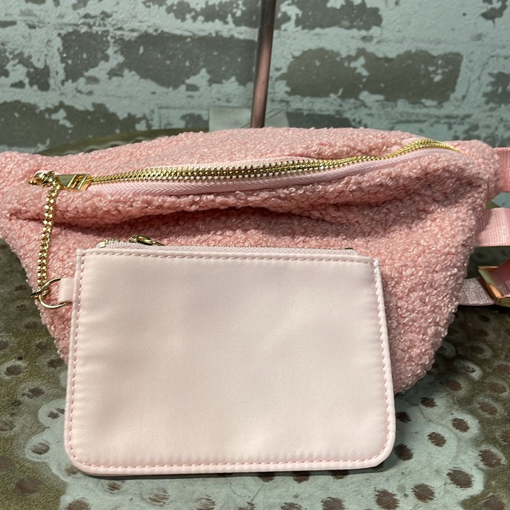 Sherpa Crossbody w/ Mini Keychain Wallet